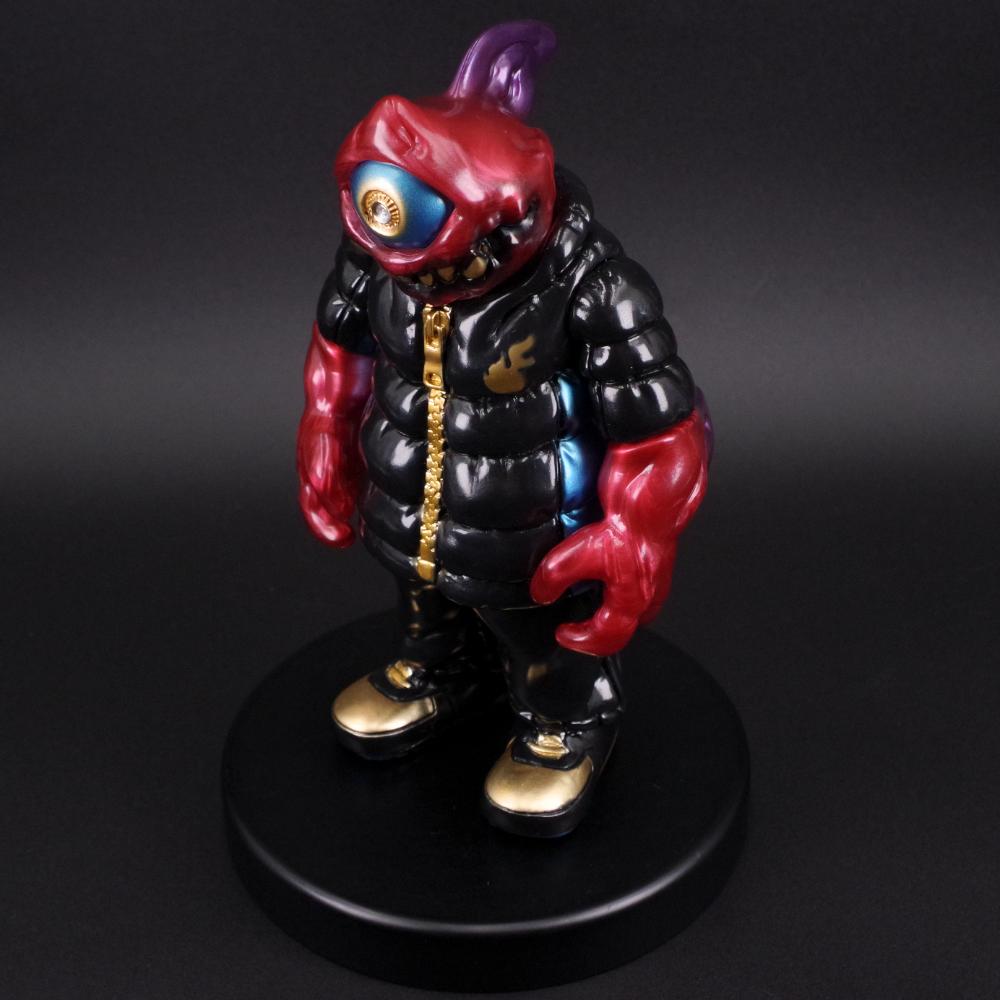 8月1日(金)18時より抽選開始】【Momoco Studio X GYAROMI】赤い地獄鮫