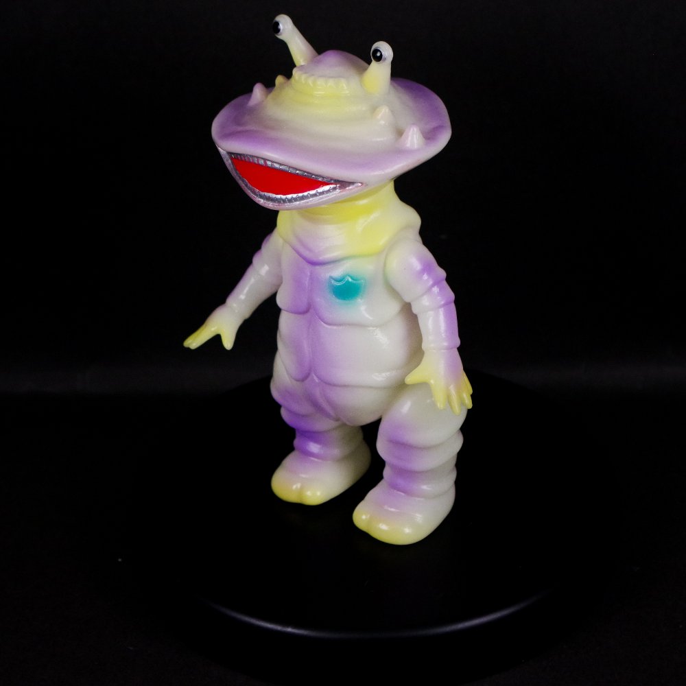 2月8日(土)より販売開始】【ブルマァク】リトルカネゴン(蓄光パープル