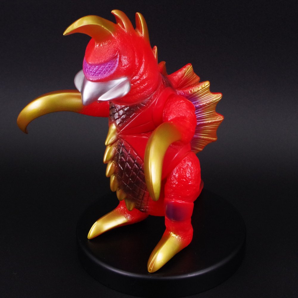 1月24日(金)より受注受付開始】【ブルマァク】ガイガン(レッド)が登場