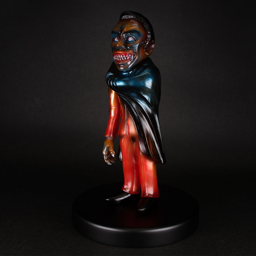 通常販売商品情報】「HAUNTED FIGURE IN HAKABA～呪われた墓場のソフビ