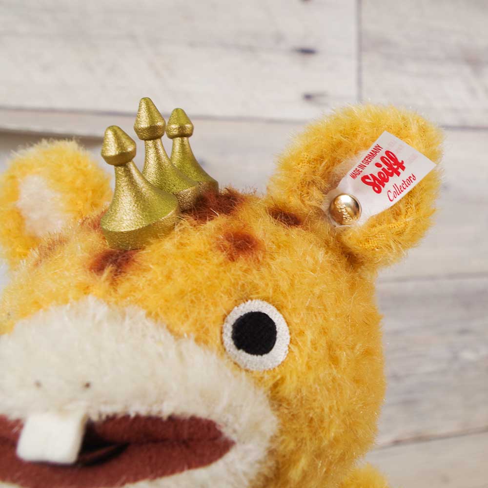 創業140周年を迎えたシュタイフ渾身の『快獣ブースカ』ぬいぐるみ