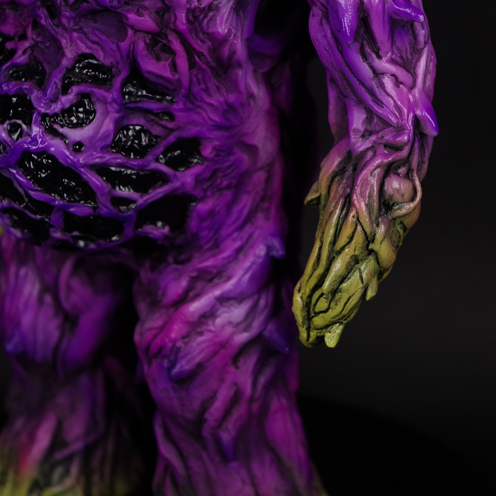 ☆抽選終了☆暗黒エンターテイメントの新ソフビ「植物怪獣 乙式・菖蒲