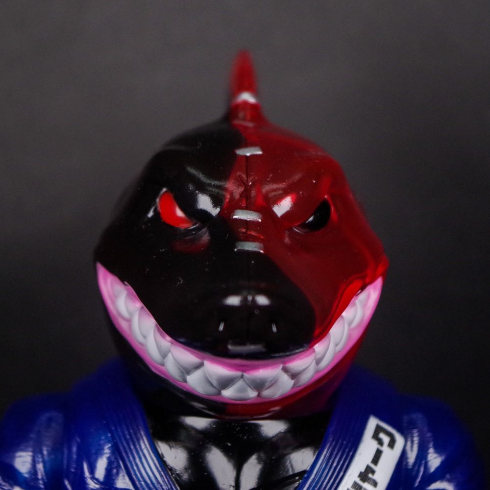 10月25日(火)12:00より販売開始】秋の蔵出し大放出！レッドシャーク