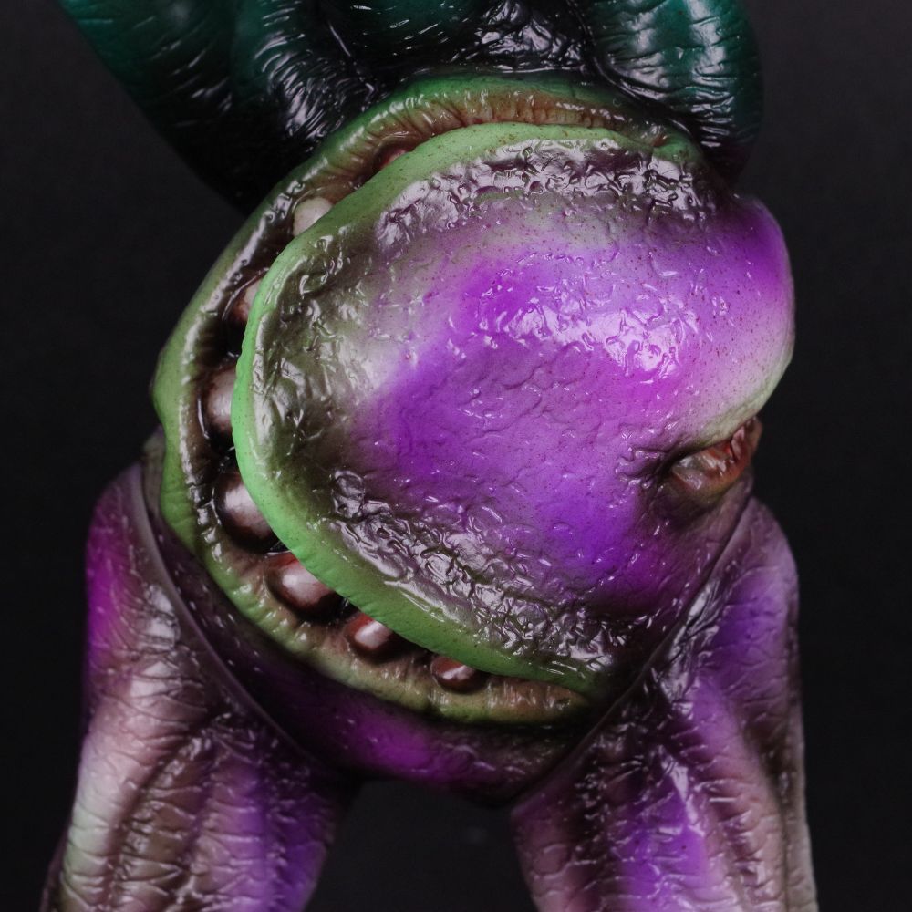 7月31日(月)18時より抽選開始】【ポゴナ造形】黒い仔ヤギ(かっこわらい