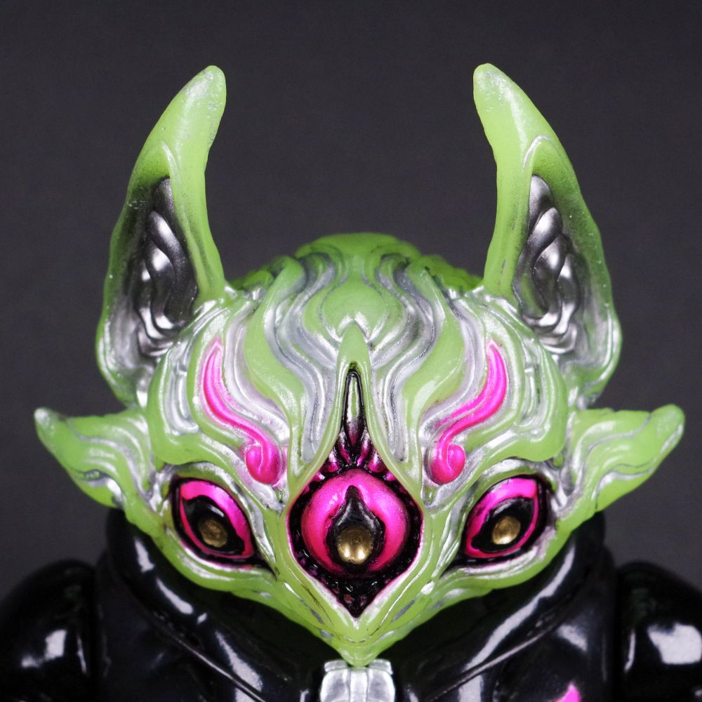 9月1日(金)18時より抽選開始】【GYAROMI×Yoshi.】玉藻仮現態(Neon