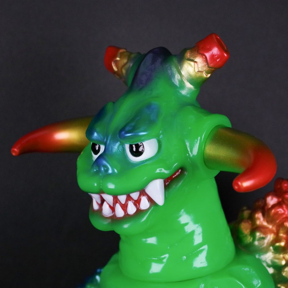 9月10日(日)より販売開始】【MAXTOY】ギタギタンガ(蛍光グリーン)が