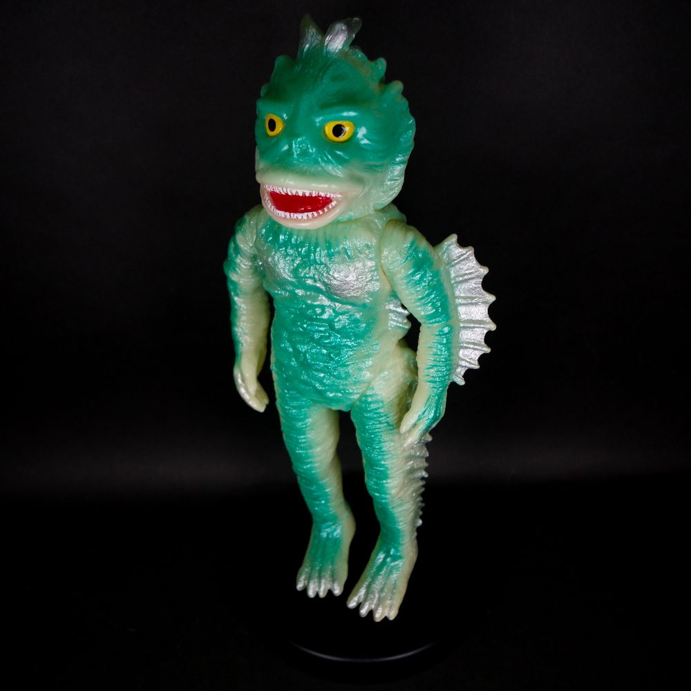 2月20日(月)12時より受注受付開始】【ブルマァク】特大ラゴン(蓄光)が