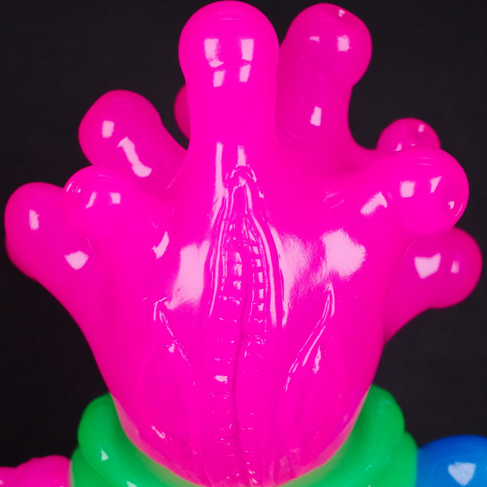 12月4日(月)18時より抽選開始】【GYAROMI】クレイジーカラーアイテムが