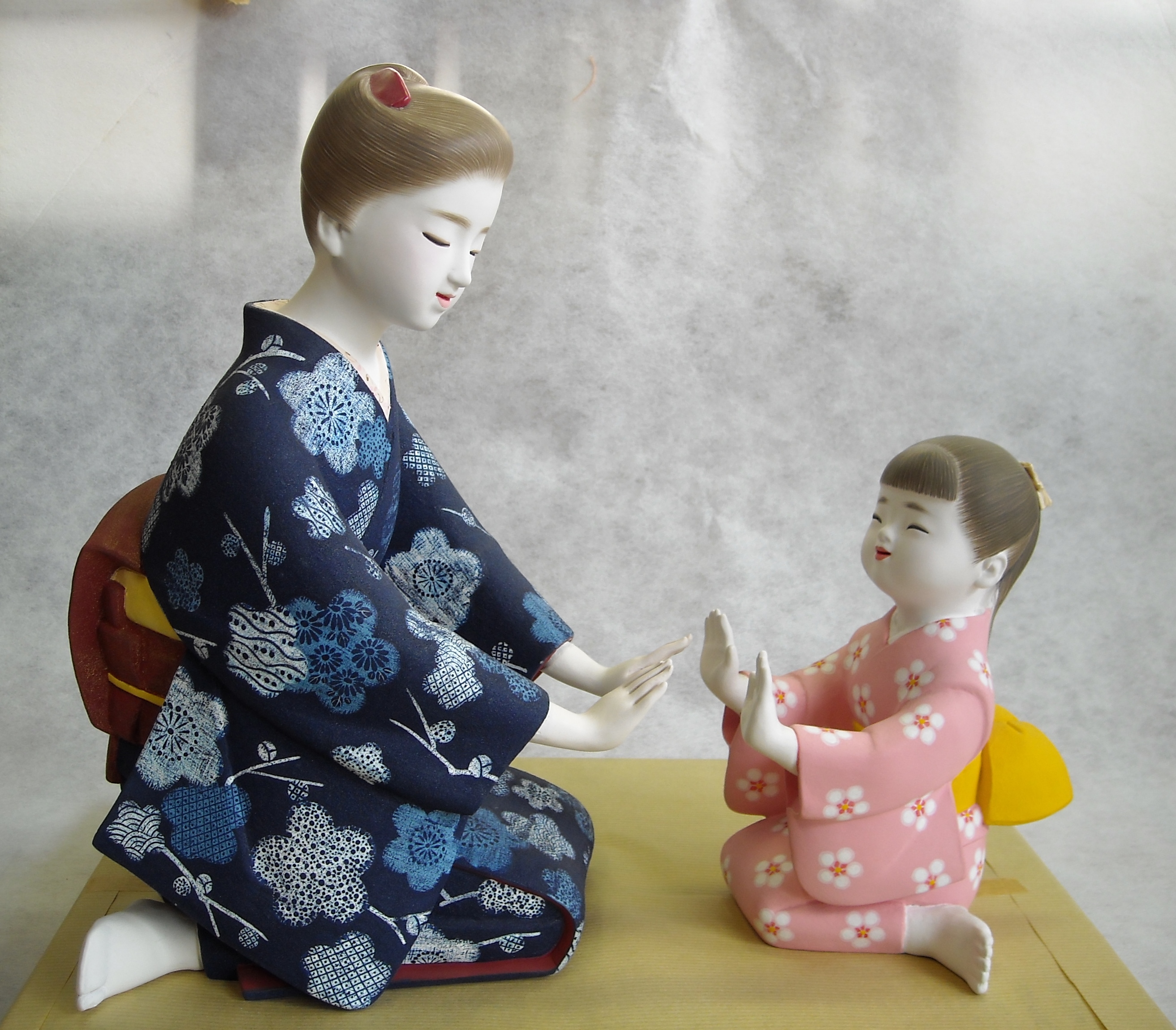 文夫の「母と子」① | 松尾吉将 博多人形工房