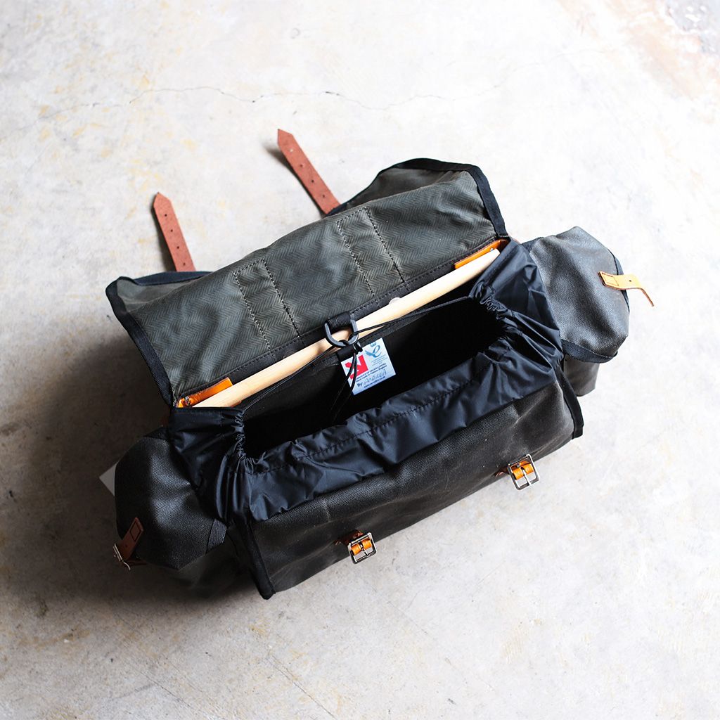 通勤からツーリングまで！Carradiceのサドルバッグ、ネルソン - 自転車