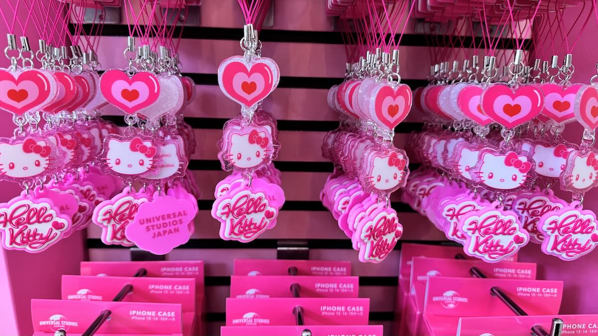 USJハートがいっぱいのハローキティ新作グッズ