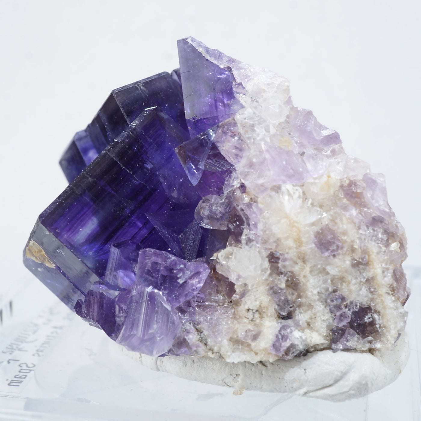 スペイン ベルベス産 フローライト – 天然石ハッピーギフト