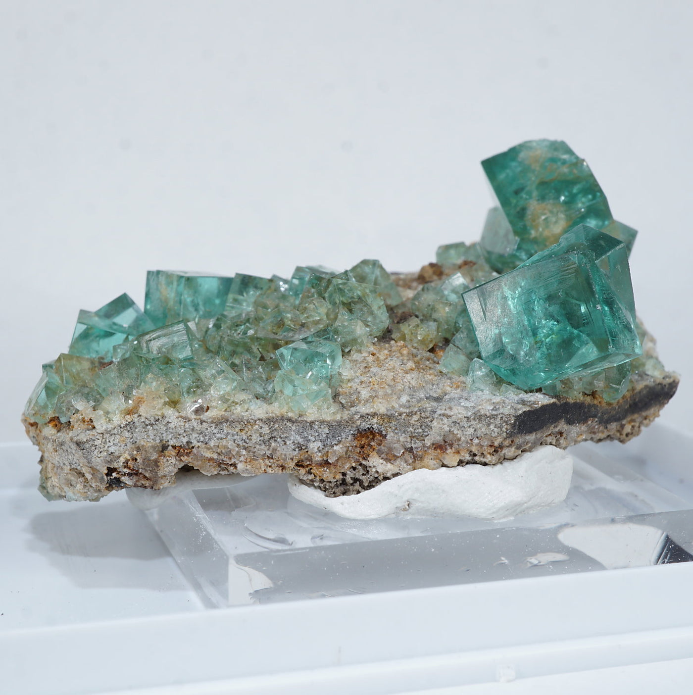 イギリス ロジャリー鉱山産 フローライト |ハッピーギフト – 天然石