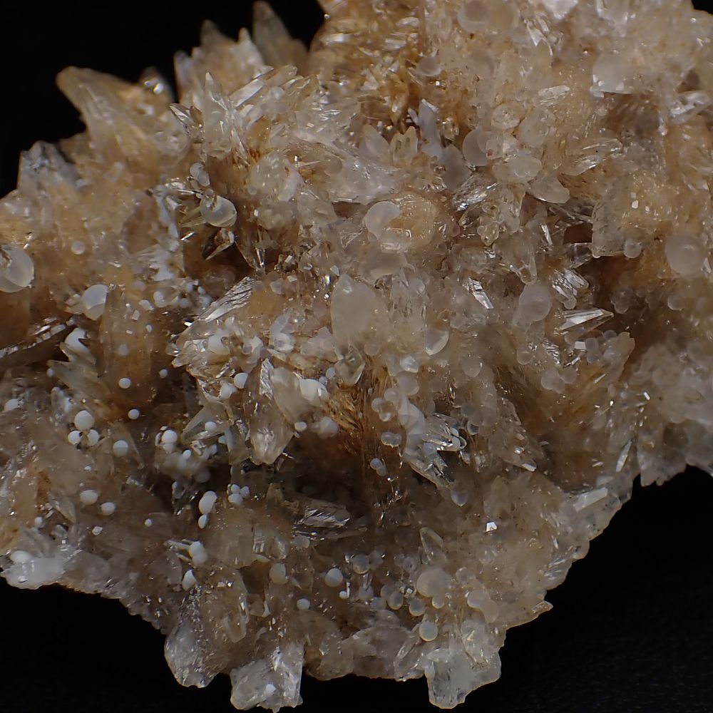 中国貴州省産 雪玉蛍光鉱物付きカルサイト・フローライト 約114g