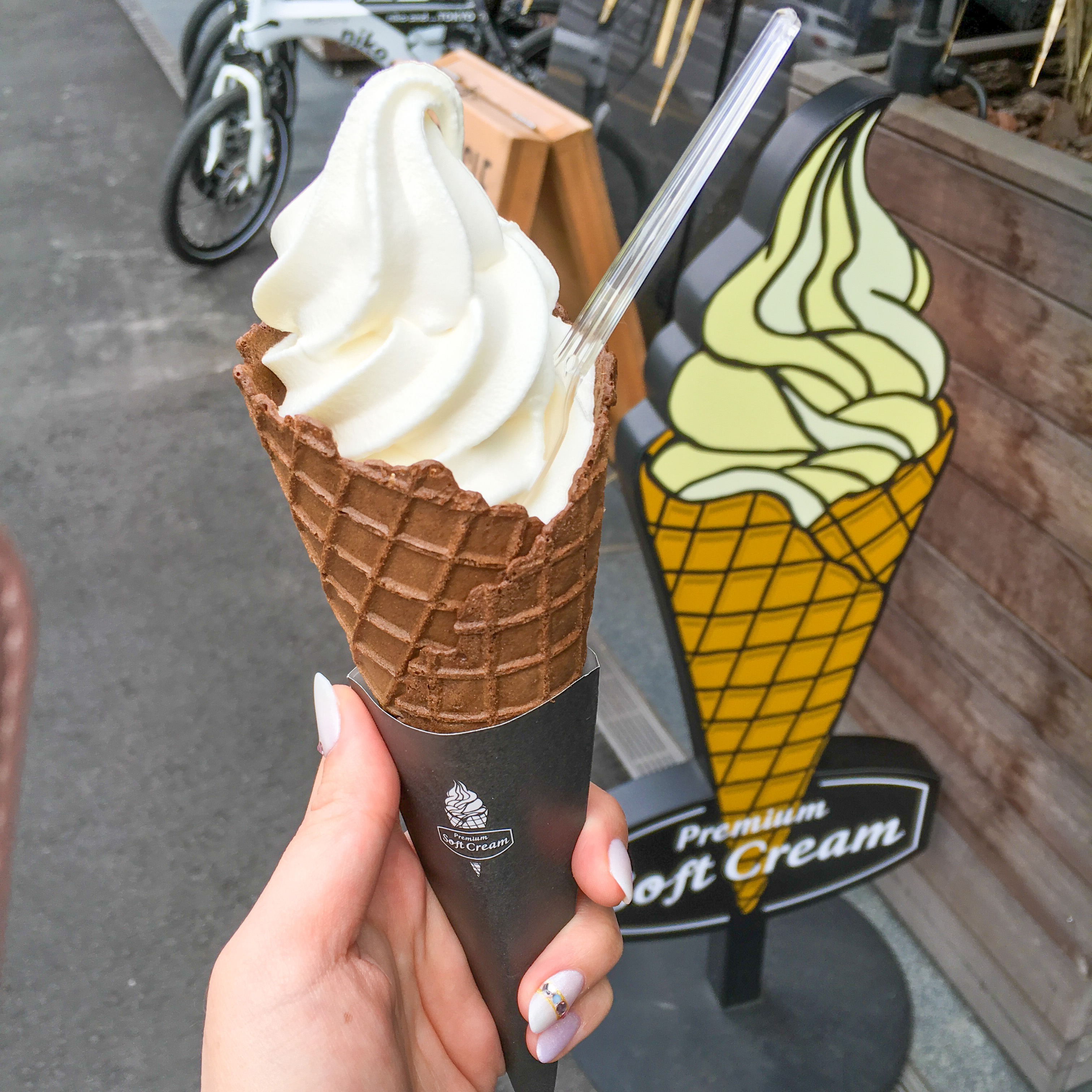 niko and TOKYOで『北海道4.0牛乳ソフトクリーム』を食べてみた