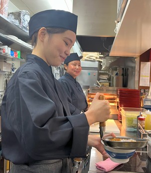 とんかつ「かつや」 東大阪瓢箪山店のアルバイト・パート求人情報 （東