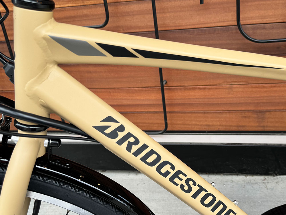 上杉本店】2025年モデル入荷！ ブリヂストンの電動クロスバイク「TB1e