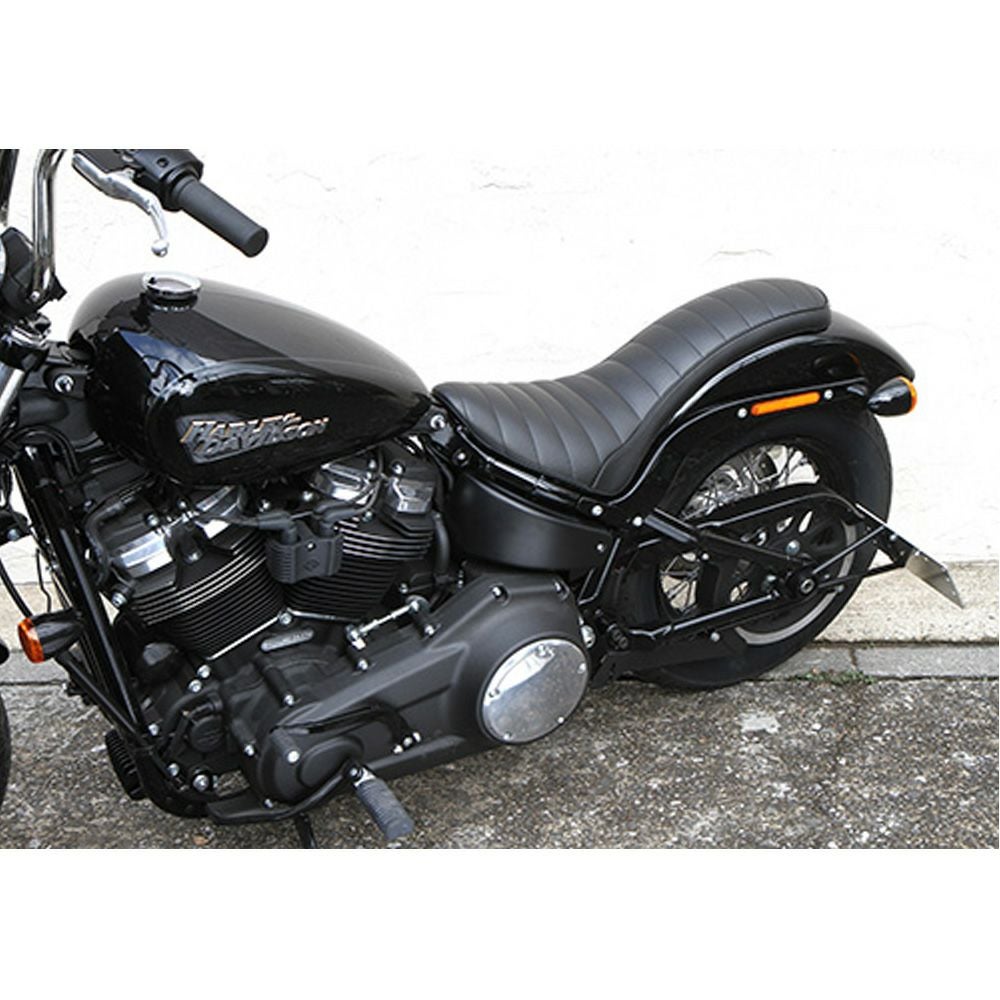 イージーライダース タックロールコブラシート |ハーレーパーツ専門店