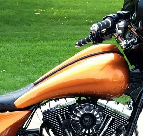 ハーレー、ツーリングモデル用タンク｜ ハーレーカスタム＆用品 HDパーツ