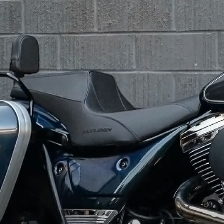 ハーレー FXRシート