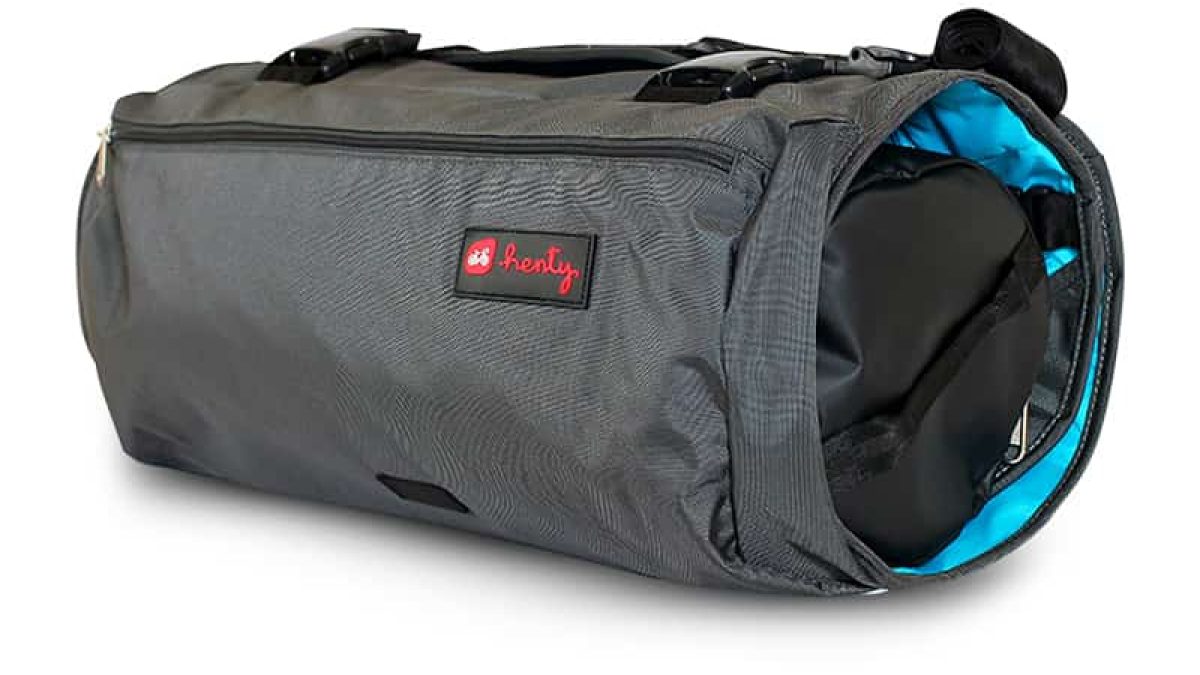 Wingman Messenger | All-Weather Suit and Garment Bag | Henty