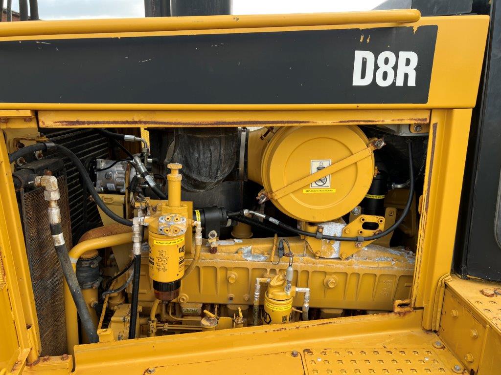 Caterpillar D8R ! - Hendriks Machinery
