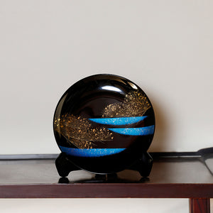 飾盛皿 青に松沈金〈大藤漆器店〉 – ハーベスト