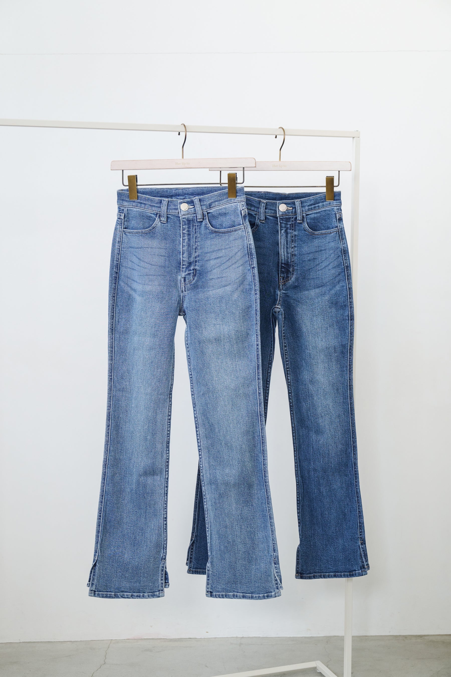 light blue / blue] New York High-Waisted Jeans