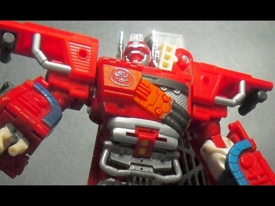 TF:ｶｰﾛﾎﾞｯﾄ】サイバトロン/炎の司令官 スーパーファイヤーコンボイ