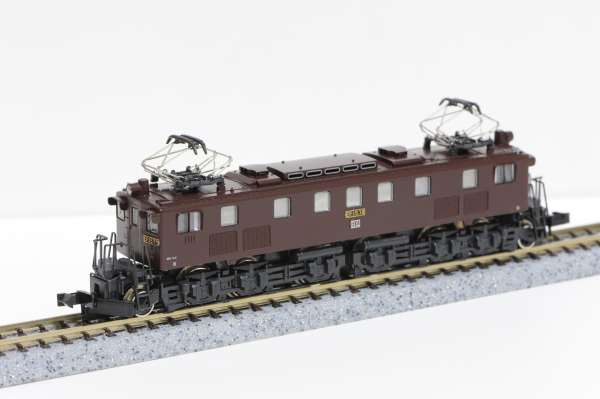 KATOのEF15: 臨zawa混合列車