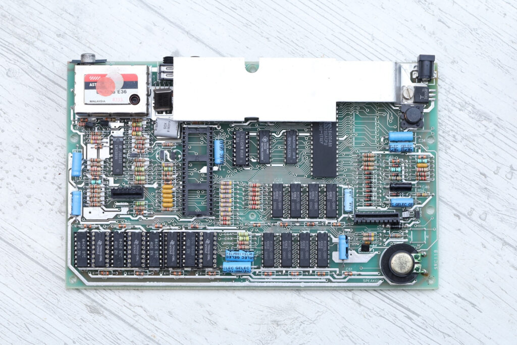 Sinclair ZX Spectrum Issue 3 – What is this ? – and thus goes by