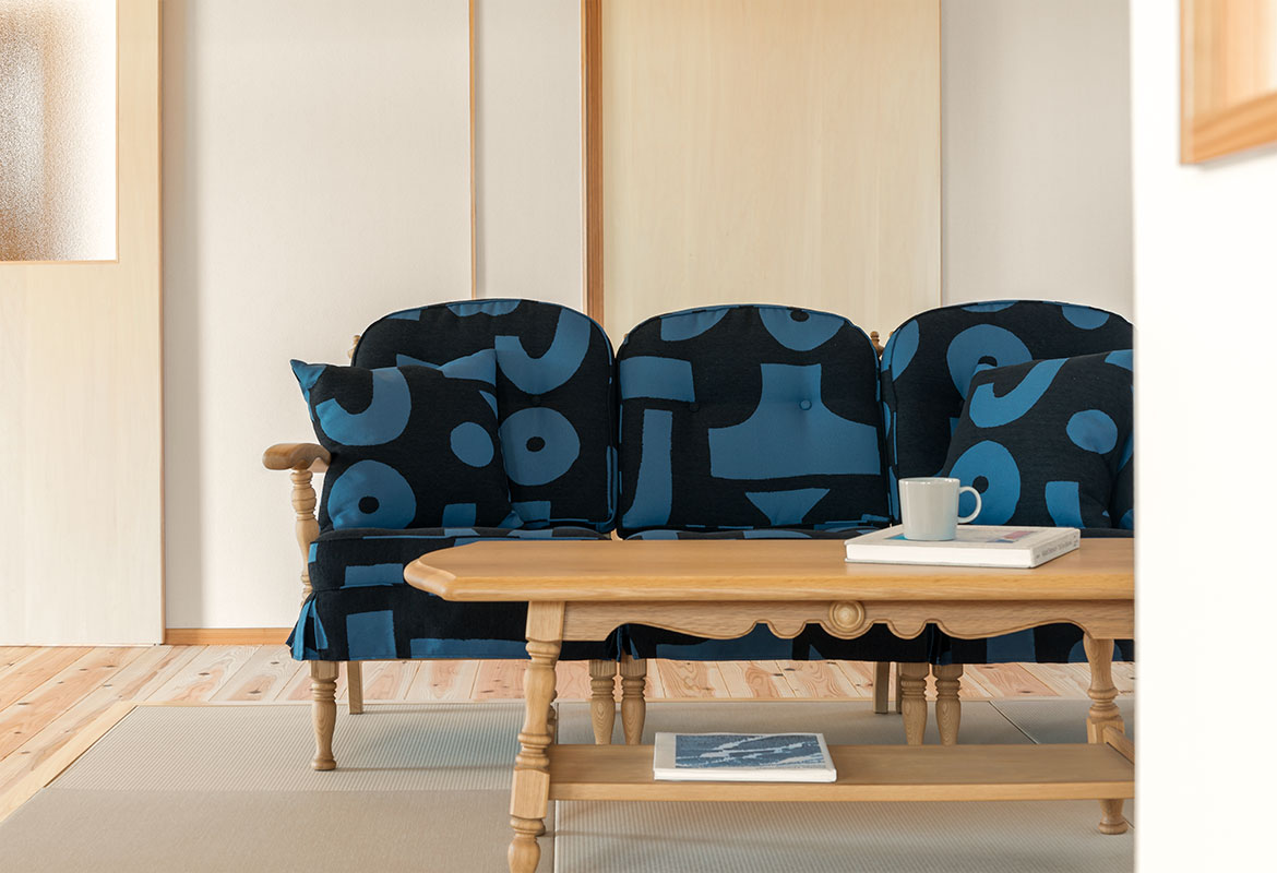 穂高 リビングチェア（片肘付き） | 飛騨産業株式会社【公式】 | 飛騨