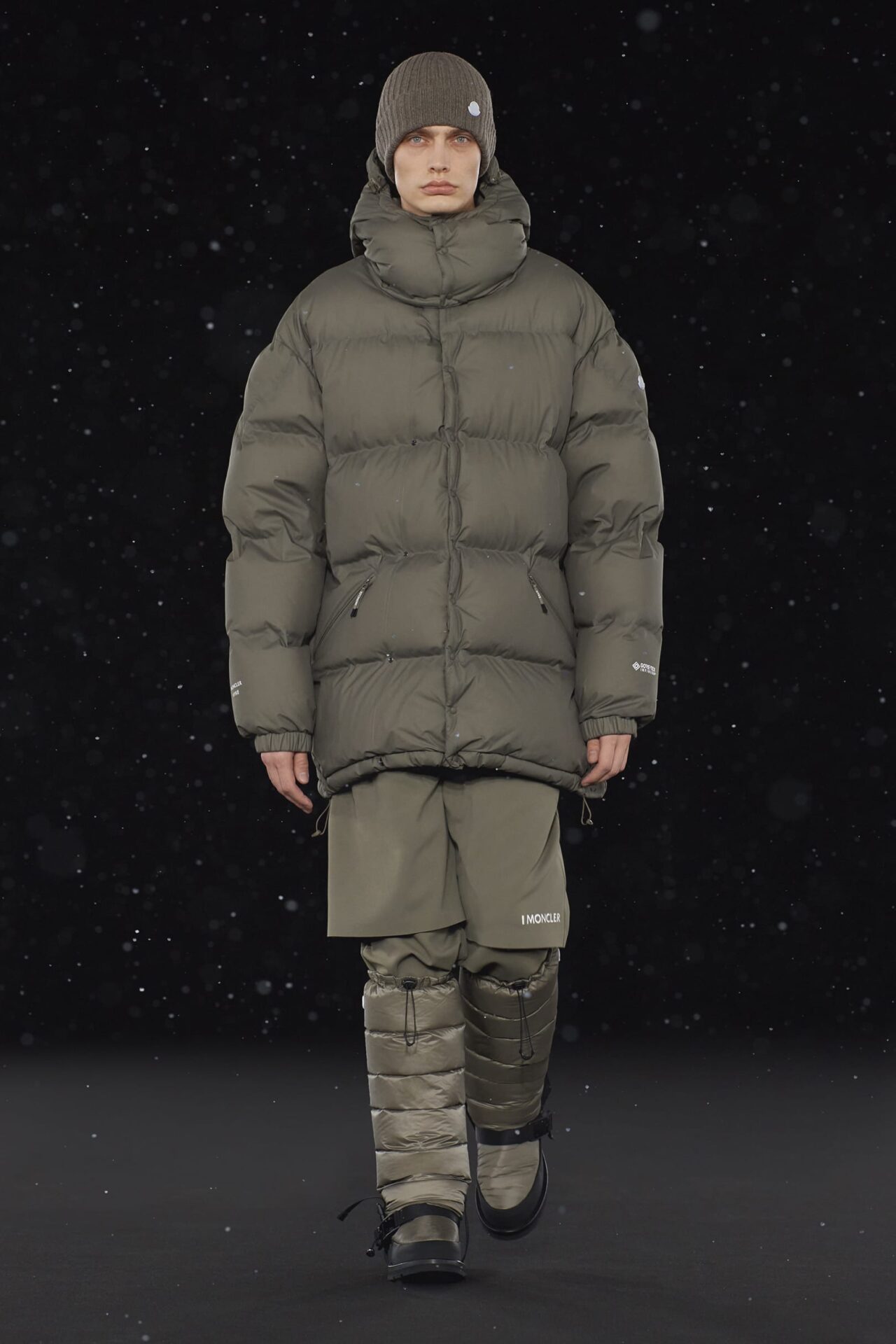 HYKEと初コラボ 4 MONCLER HYKE発売 | HIGHSNOBIETY.JP（ハイスノバ