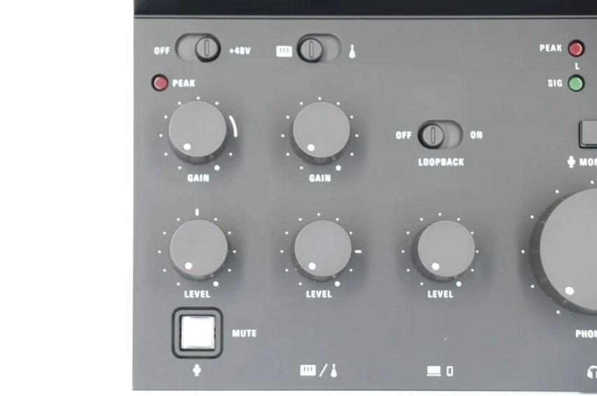 audio technica AT-UMX3をレビュー。コンパクトでシンプルに使いやすい