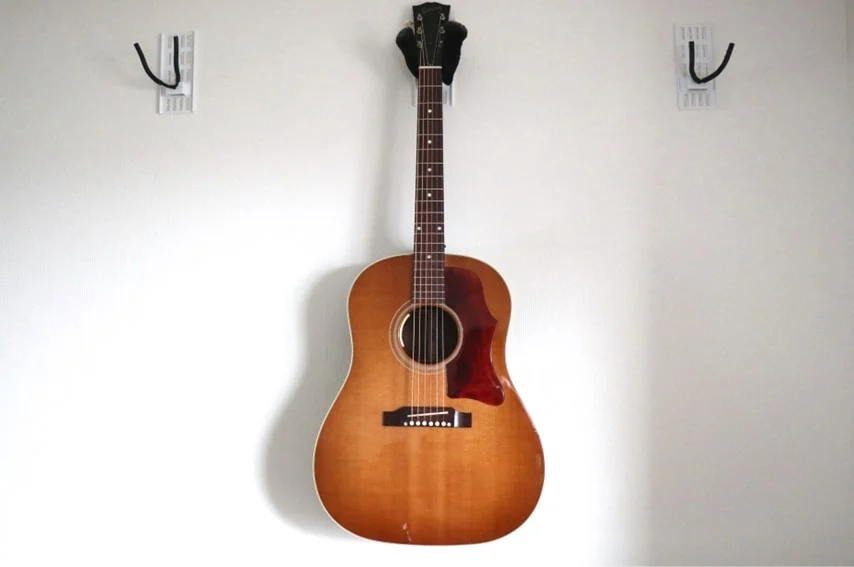 L.R.Baggs Anthemをレビュー。マイクとピエゾの音をブレンドできる高