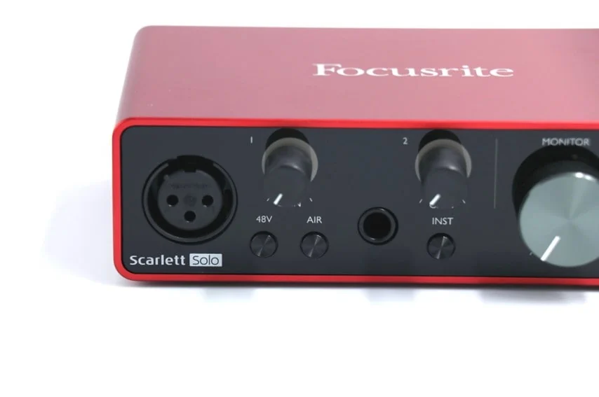 Focusrite Scarlett Solo 3rd Genをレビュー。1万円台で人気の