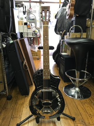 maoのリゾネーターギターの紹介と販売のページ