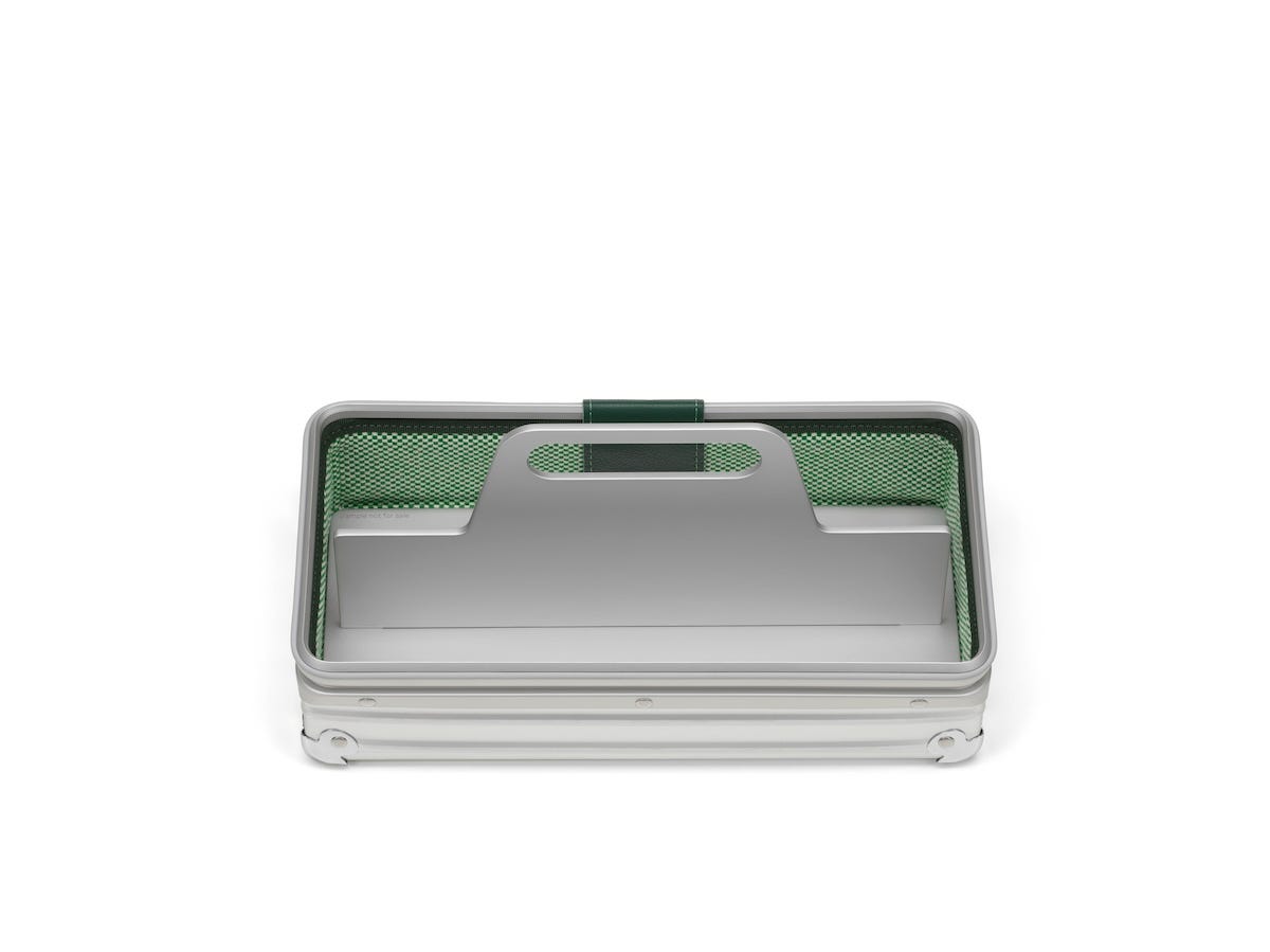 ヴィトラ」が「リモワ」とコラボレーション！ その限定コレクションと