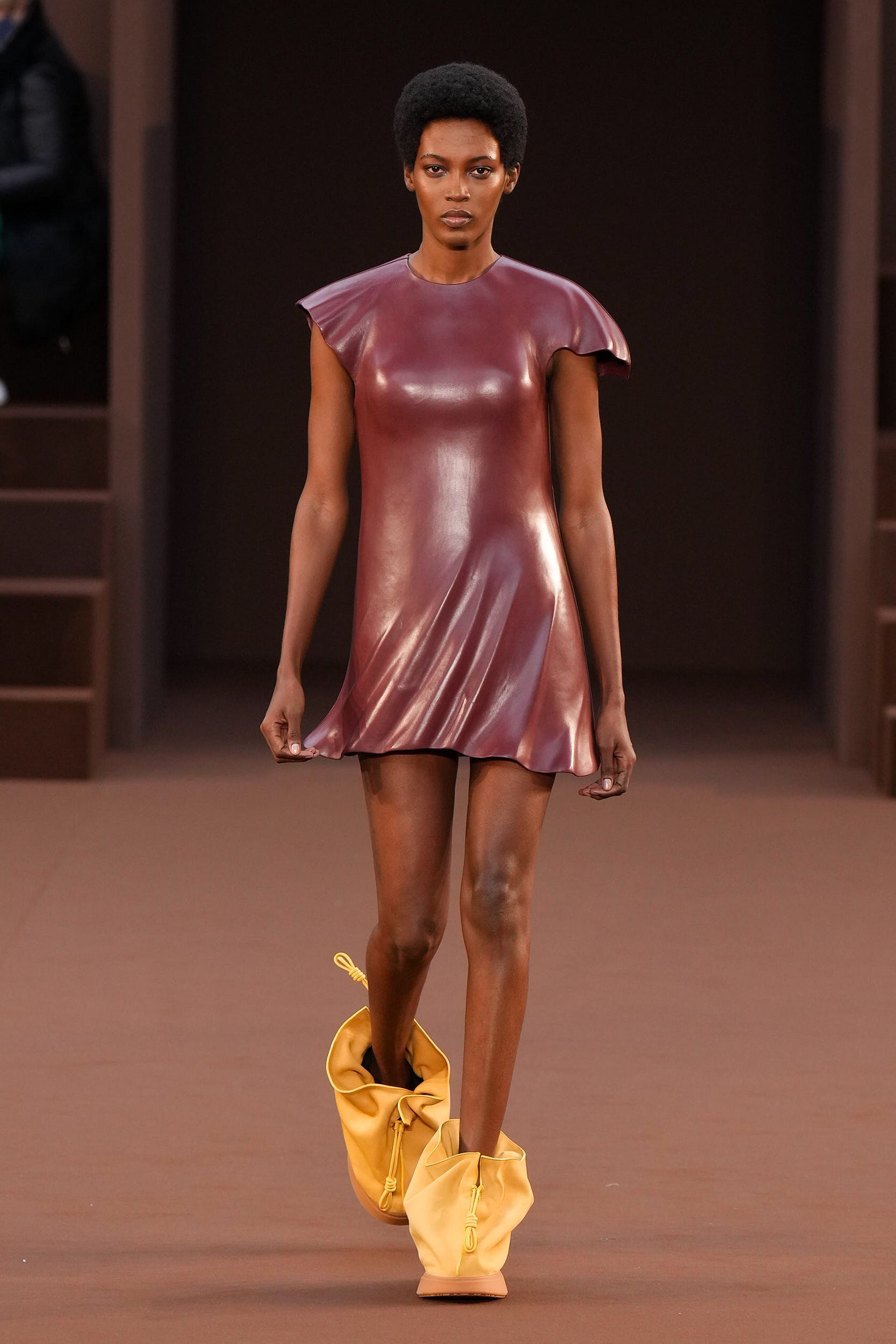 ロエベ（LOEWE）2022秋冬コレクション | ファッション | ELLE ［エル