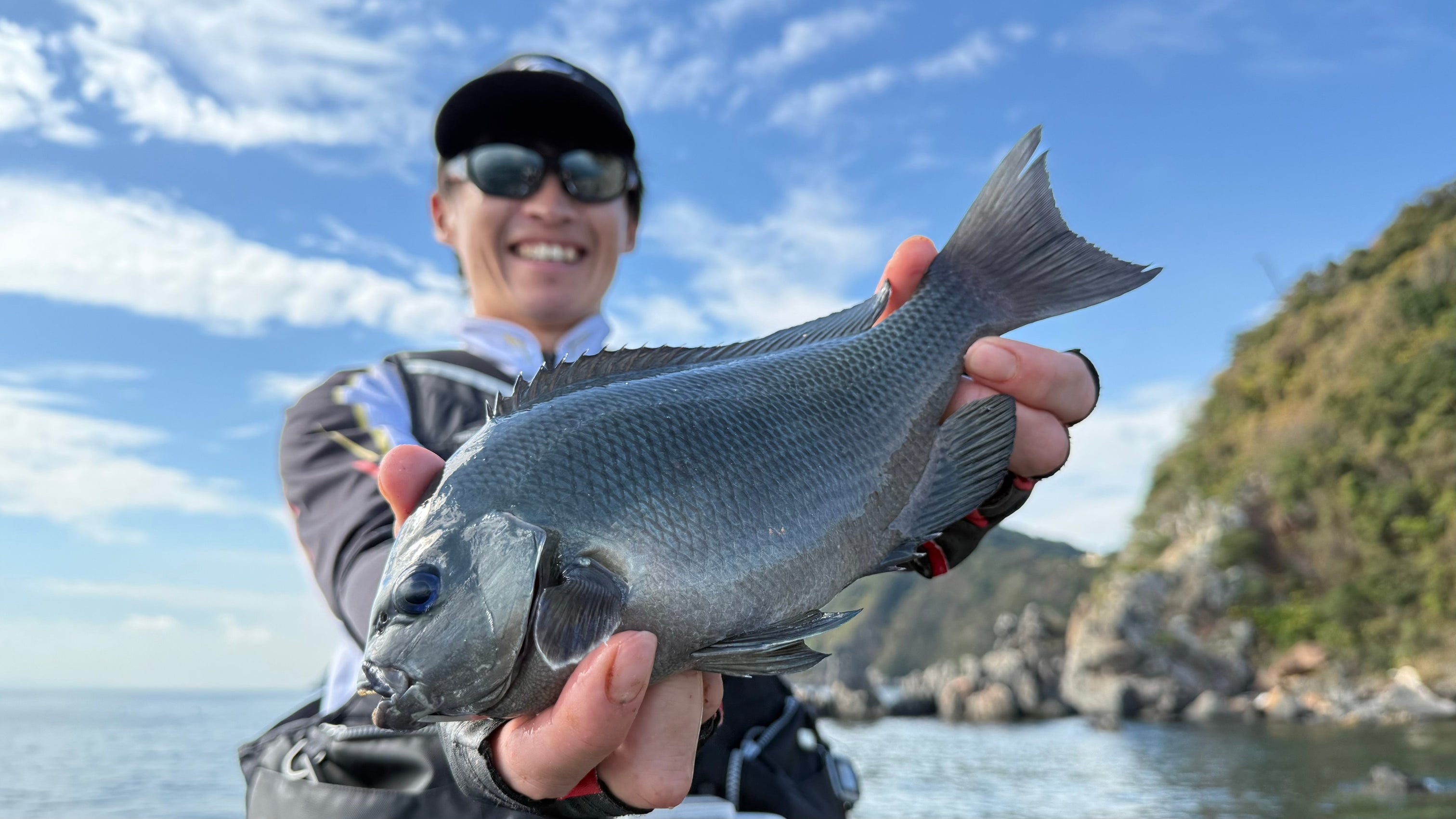 フカセ釣り] 商品情報 – 釣りエサの総合メーカー「ヒロキュー」