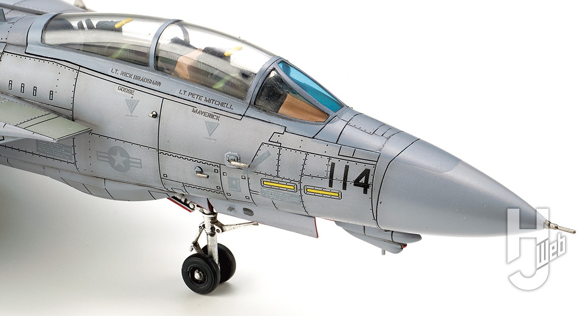 映画『トップガン』主役機・トムキャットを童友社1/72キットで完全再現