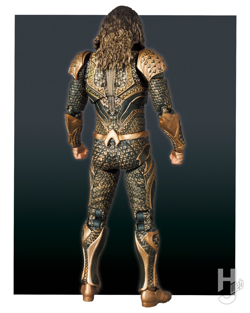 リアル可動フィギュア“MAFEX”の「アクアマン」がザック・スナイダー