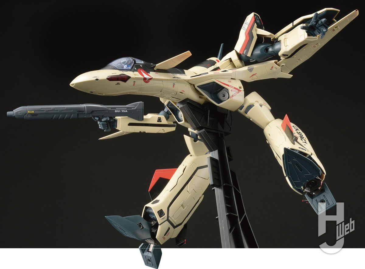 マクロスプラス』の「YF-19」がDX超合金で再登場!! 新規造形の