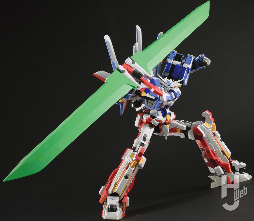 SMP バンプレイオス」大フィーチャー！ 成型色状態のサンプルで可動や