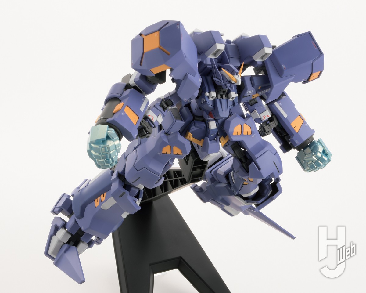 スーパーロボット大戦』ヒュッケバインボクサーがHGキット化。全長23cm