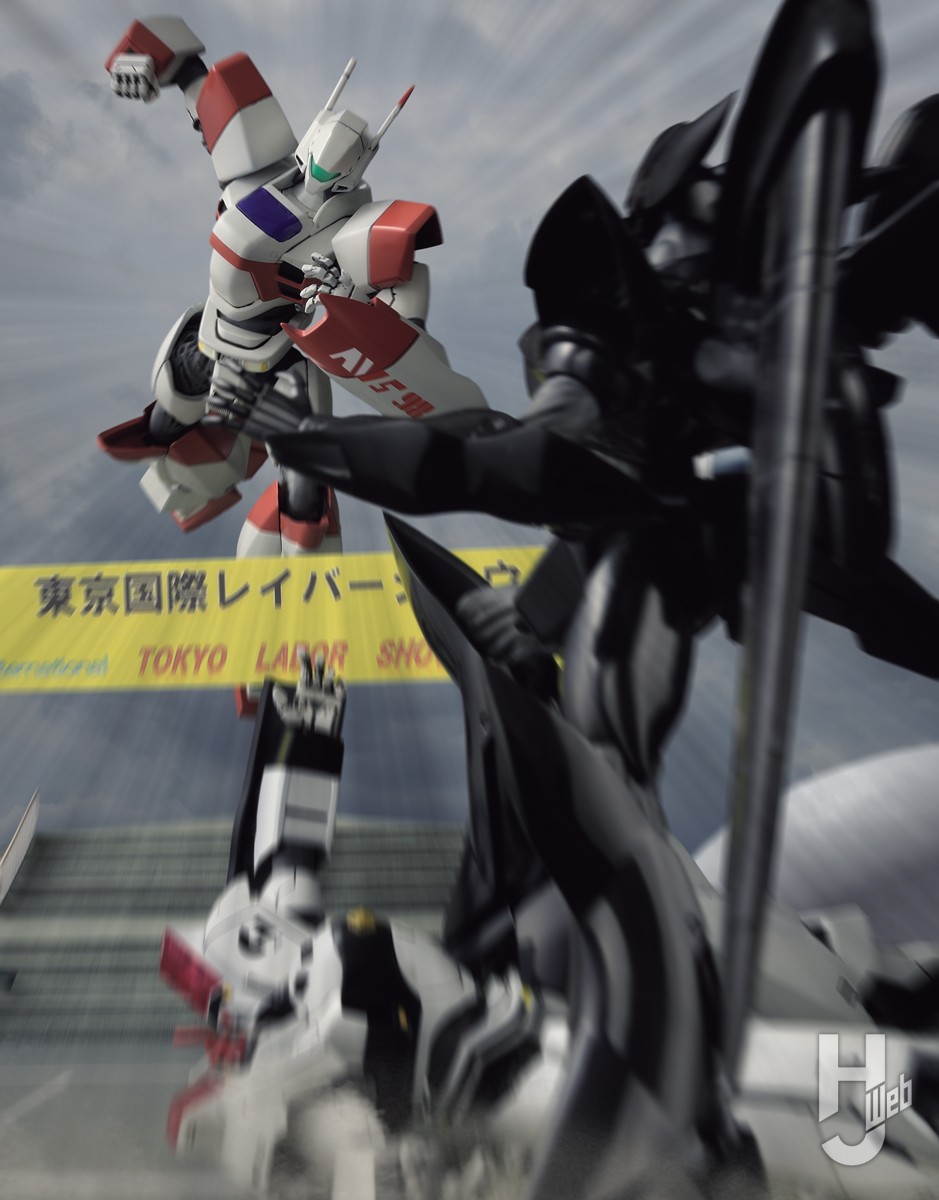 試作機・AVS-98エコノミーとグリフォンの対決を再現したディオラマを