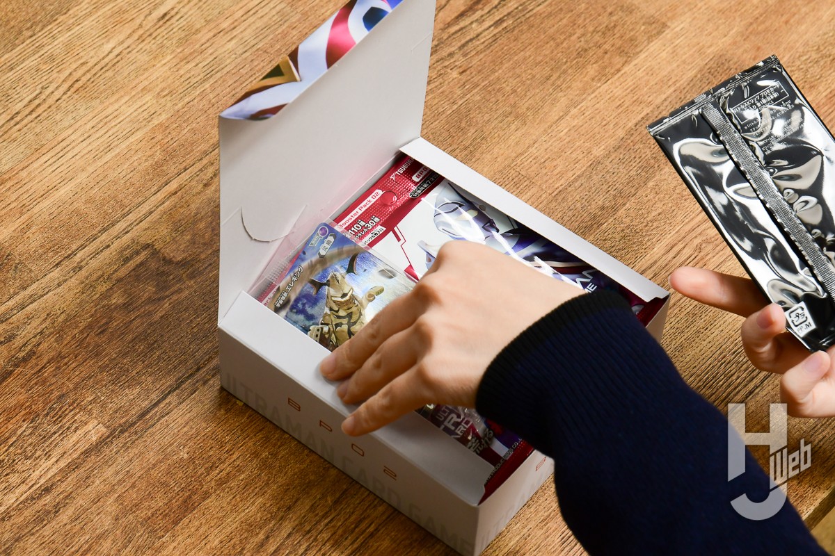 ブースターパック第2弾 『吹き荒れる紅と蒼』 のBOXを開封！本弾の