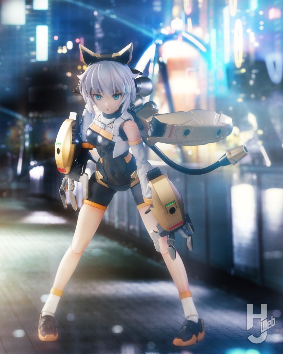 30MS「リシェッタ（フリージアウエア）」をスポーティー×サイバー