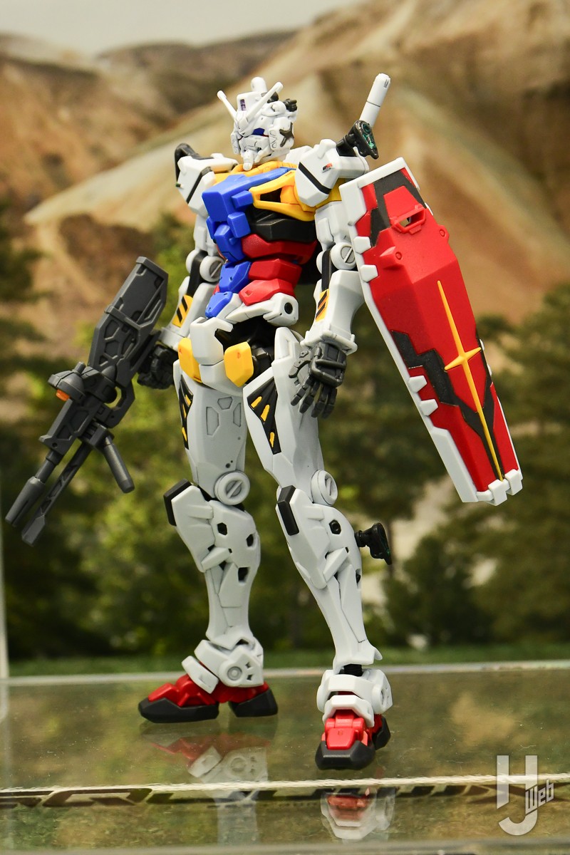 HG 白いガンダム」「HG ザク（GQ）（仮）」の商品化が発表＆先行展示