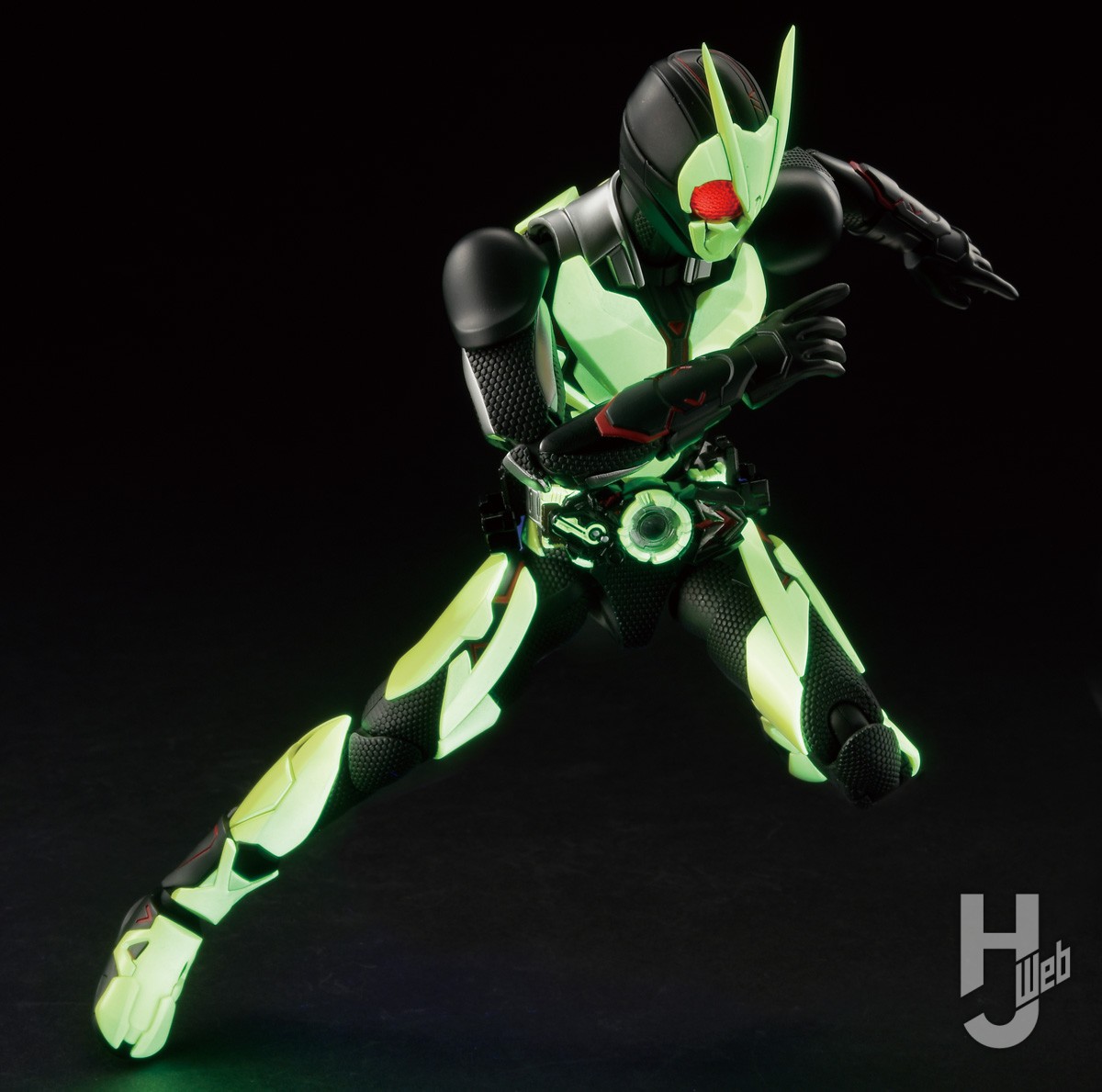 令和1号ライダー「仮面ライダーゼロワン」を撮影用スーツ風に仕上げる